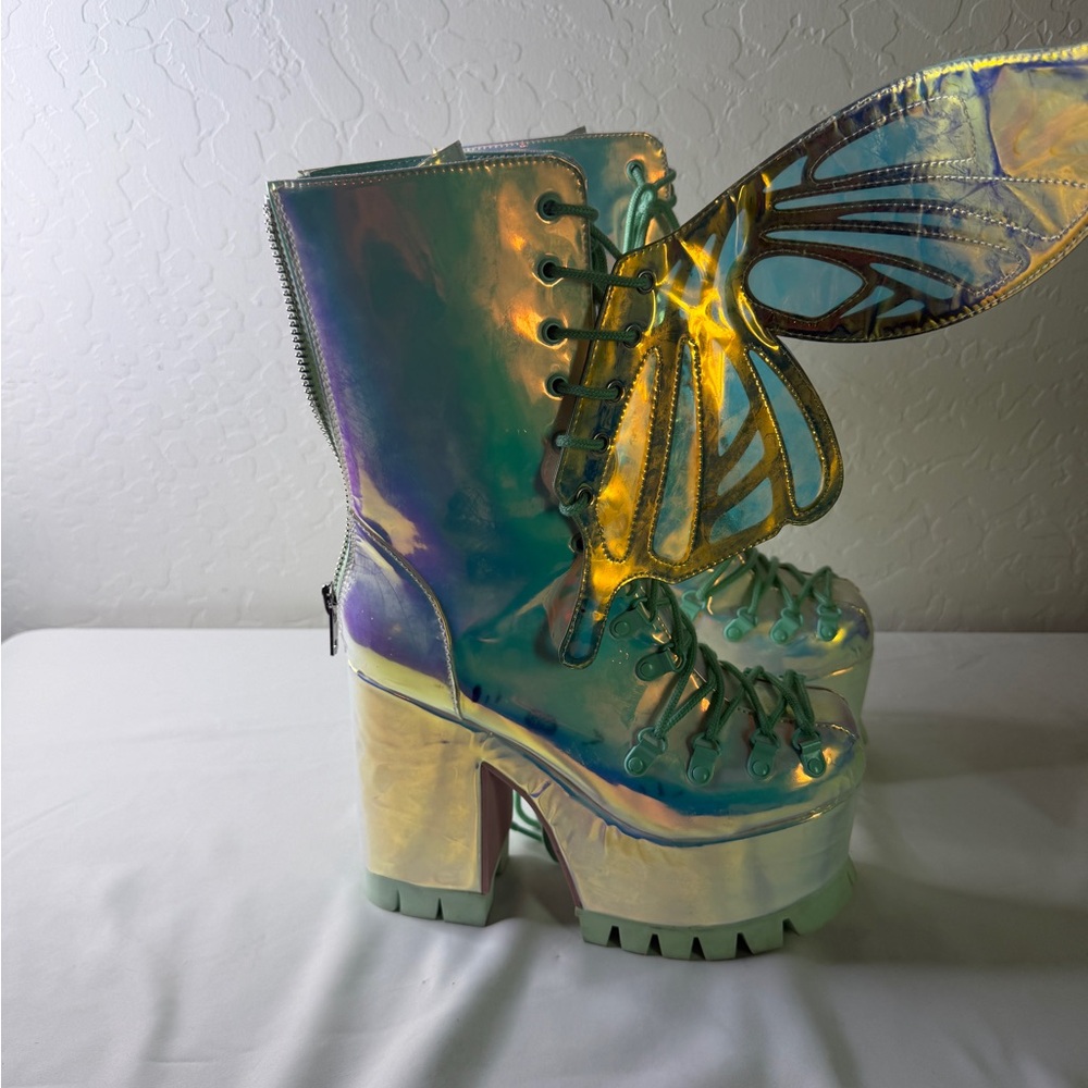 Sugar Thrillz "Wings to Fly" Holographic Boots 8